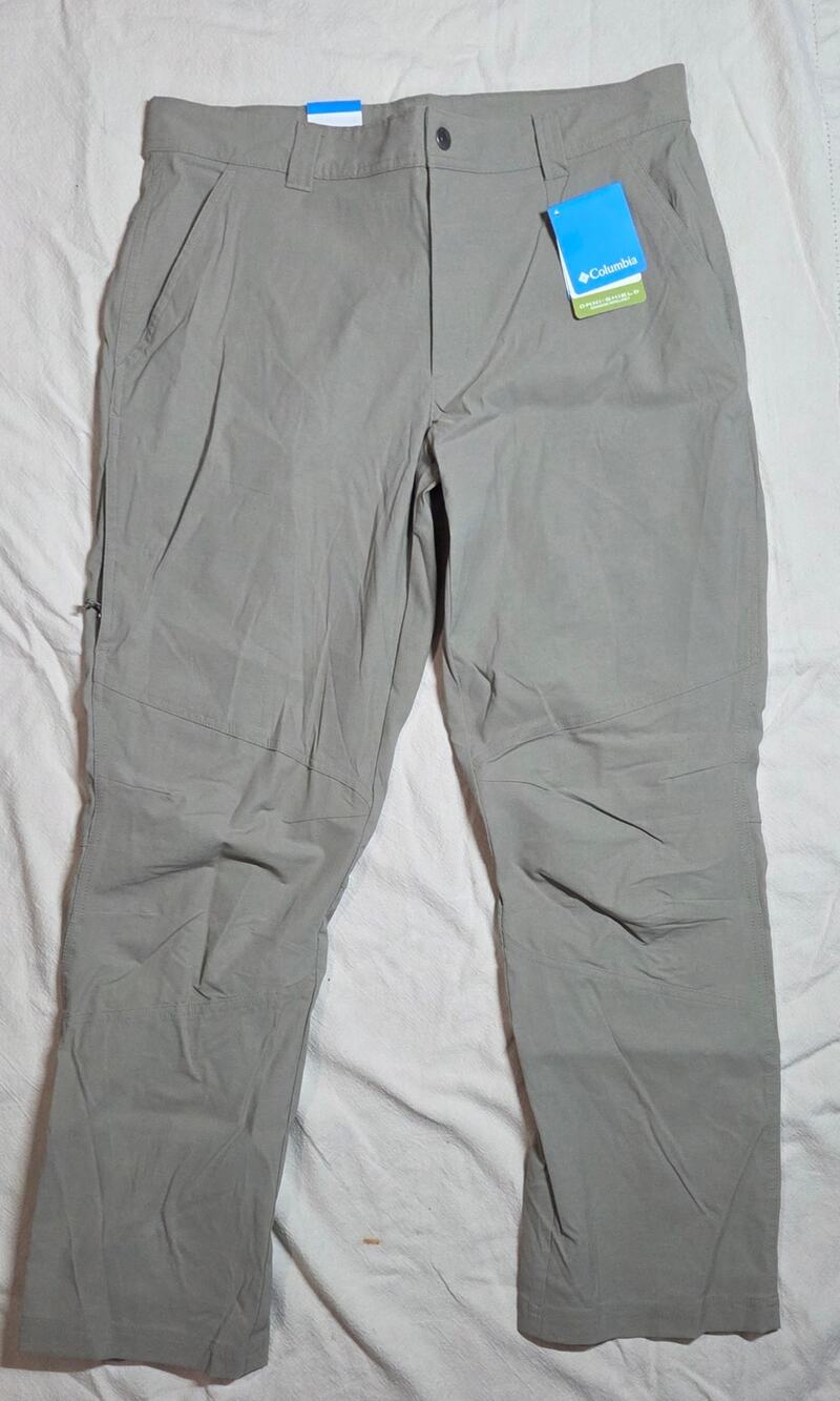 NWT Columbia Men's Modern Straight Leg Hiking Pants 36x30 Gray Omni-Shield